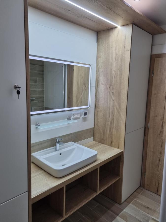 Loučná pod Klínovcem Apartman Nerudovka D 104, Finska Sauna, Garazove Stani מראה חיצוני תמונה